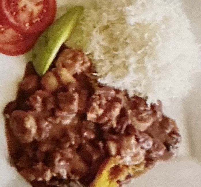 Stew peas with white rice